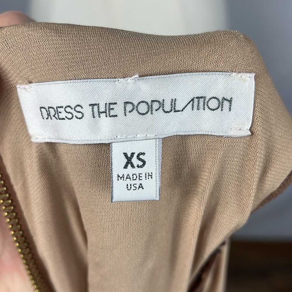 Dress The Population Mia Sequin Dress in Gold. - Picture 8 of 10
